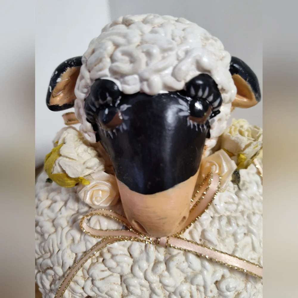 Art Sheep Vickie Thomas *Unsigned Cute Collector Conversation Piece